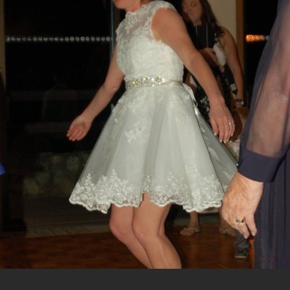 Dresses & Skirts - White Short Dress